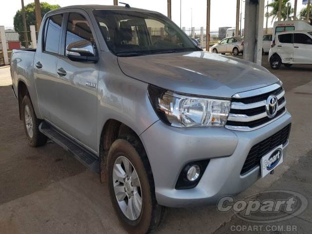 TOYOTA HILUX 2017 DIESEL  CD SRV 2.8 D-4D TURBO TOYOTA HILUX 2017 DIESEL  CD SRV 2.8 D-4D TURBO