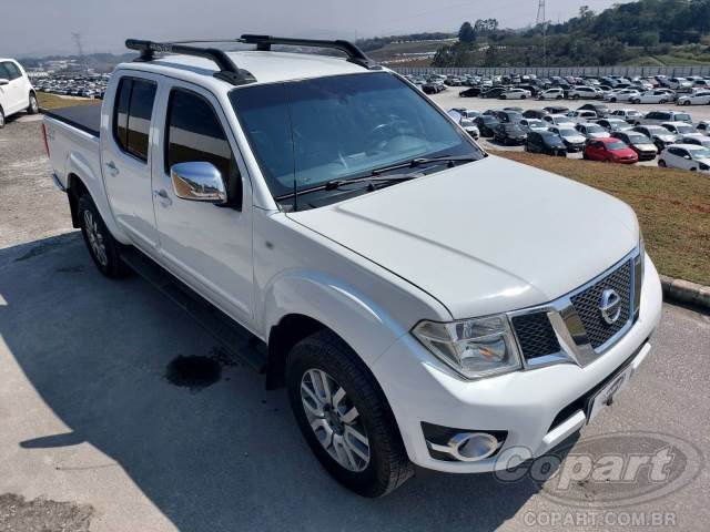 NISSAN FRONTIER 2015 DIESEL CD SL AT 2.5 TURBO NISSAN FRONTIER 2015 DIESEL CD SL AT 2.5 TURBO
