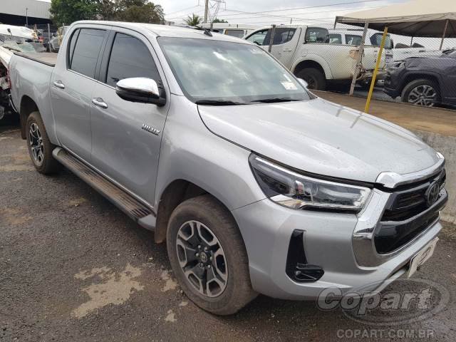 TOYOTA HILUX 2022 CD DIESEL SRX 2.8 D-4D AUTOMÁTICO TURBO TOYOTA HILUX 2022 CD DIESEL SRX 2.8 D-4D AUTOMÁTICO TURBO