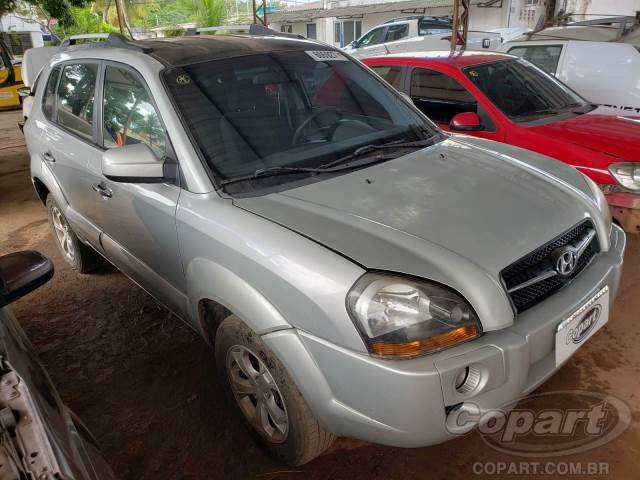 HYUNDAI TUCSON 2013 GASOLINA GLS 2.0 16V AUTOMÁTICO HYUNDAI TUCSON 2013 GASOLINA GLS 2.0 16V AUTOMÁTICO