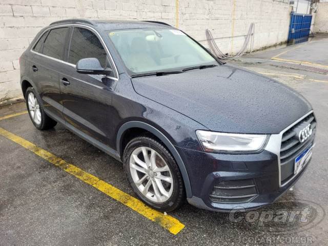 AUDI Q3 2015 GASOLINA 170CV 2.0 16V TFSI TURBO AUTOMÁTICO AUDI Q3 2015 GASOLINA 170CV 2.0 16V TFSI TURBO AUTOMÁTICO