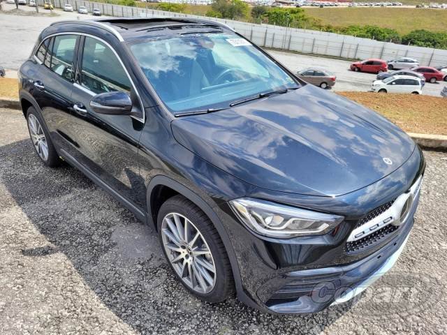 MERCEDES BENZ GLA 200 2022 AMG LINE 1.3 16V TURBO MERCEDES BENZ GLA 200 2022 AMG LINE 1.3 16V TURBO