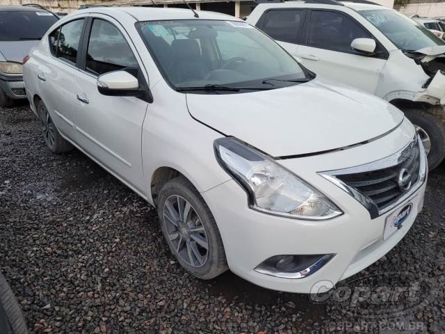 NISSAN VERSA 2018 SL CVT 1.6 16V  NISSAN VERSA 2018 SL CVT 1.6 16V