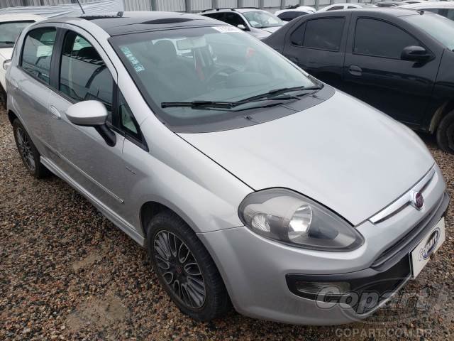 FIAT PUNTO 2014 SPORTING 1.8 16V E.TORQ FIAT PUNTO 2014 SPORTING 1.8 16V E.TORQ