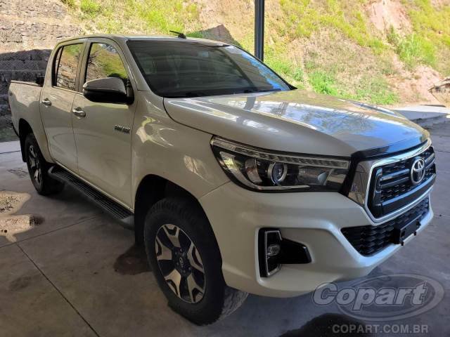 TOYOTA HILUX CD 2020  SRX 2.8 D-4D TURBO TOYOTA HILUX CD 2020  SRX 2.8 D-4D TURBO