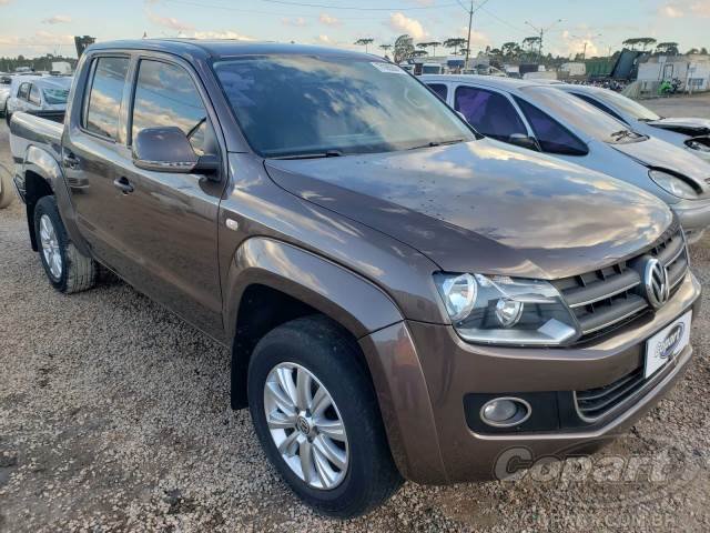 VOLKSWAGEM AMAROK 2013 HIGHLINE 4MOTION 2.0 TDI BITURBO VOLKSWAGEM AMAROK 2013 HIGHLINE 4MOTION 2.0 TDI BITURBO